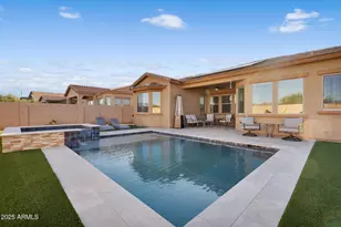 18438 W Lavender Ln, Goodyear, AZ 85338 - Photo 29