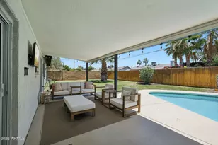 3927 E Desert Cove Ave, Phoenix, AZ 85028 - Photo 17