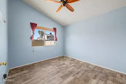 8126 W Columbine Drive, Peoria, AZ 85381 - Photo 15