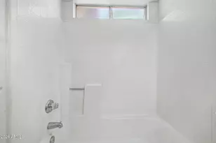 8126 W Columbine Dr, Peoria, AZ 85381 - Photo 17