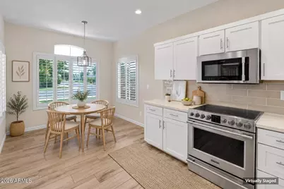 4330 N 32nd Place, Phoenix, AZ 85018 - Photo 5