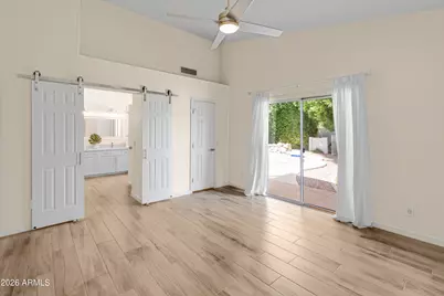 4330 N 32nd Place, Phoenix, AZ 85018 - Photo 17