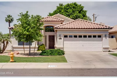 4330 N 32nd Place, Phoenix, AZ 85018 - Photo 1