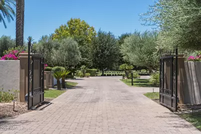 6385 E Royal Palm Road, Paradise Valley, AZ 85253 - Photo 37