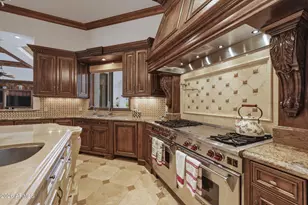 6385 E Royal Palm Rd, Paradise Valley, AZ 85253 - Photo 23