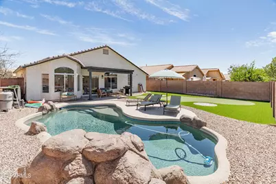 2842 E Rockwood Drive, Phoenix, AZ 85050 - Photo 1