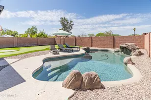 2842 E Rockwood Dr, Phoenix, AZ 85050 - Photo 39