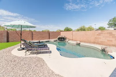 2842 E Rockwood Drive, Phoenix, AZ 85050 - Photo 37
