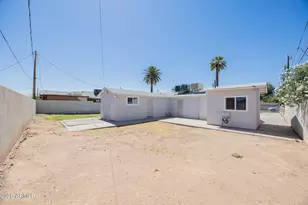 2830 E Sheridan St, Phoenix, AZ 85008 - Photo 17