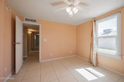 2830 E Sheridan Street, Phoenix, AZ 85008 - Photo 11