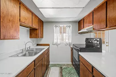 737 S Elm --, Mesa, AZ 85202 - Photo 13