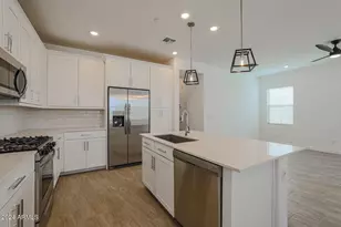 4077 S Sabrina Dr, Chandler, AZ 85248 - Photo 7