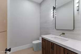 4422 E Roma Ave, Phoenix, AZ 85018 - Photo 11