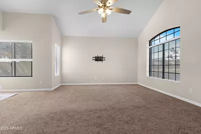 338 N Cobblestone Street, Gilbert, AZ 85234 - Photo 7