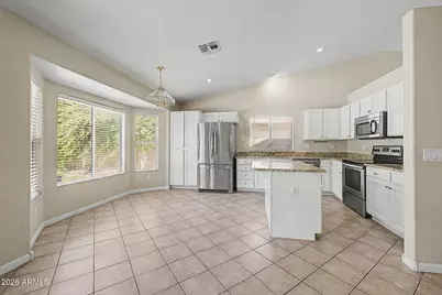 8752 W Melinda Lane, Peoria, AZ 85382 - Photo 19