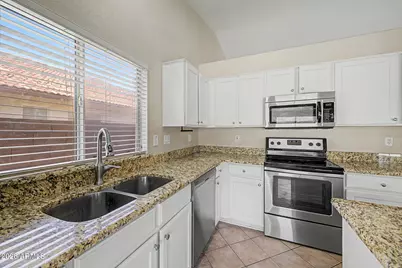 8752 W Melinda Lane, Peoria, AZ 85382 - Photo 23
