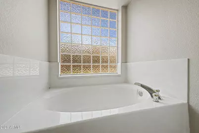 8752 W Melinda Lane, Peoria, AZ 85382 - Photo 29