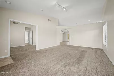 8752 W Melinda Lane, Peoria, AZ 85382 - Photo 9