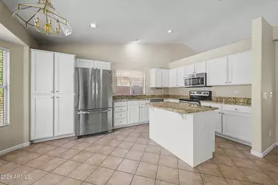 8752 W Melinda Lane, Peoria, AZ 85382 - Photo 21