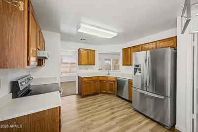 7063 W Cinnabar Avenue, Peoria, AZ 85345 - Photo 11