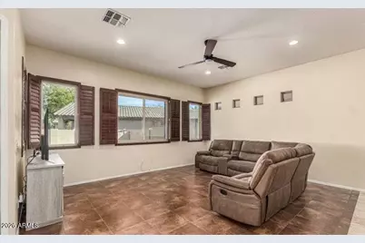 1972 W Olive Way, Chandler, AZ 85248 - Photo 9