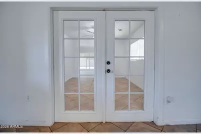 6425 W Rose Lane, Glendale, AZ 85301 - Photo 11
