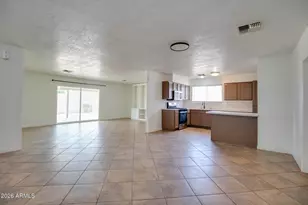 6425 W Rose Ln, Glendale, AZ 85301 - Photo 7