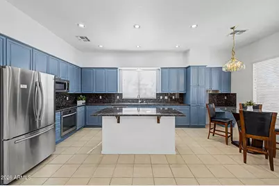 218 E Sunburst Lane, Tempe, AZ 85284 - Photo 9