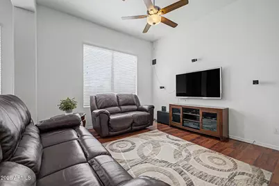 218 E Sunburst Lane, Tempe, AZ 85284 - Photo 5