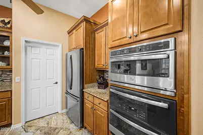 2614 W Via De Pedro Miguel Drive, Phoenix, AZ 85086 - Photo 9