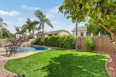 2541 E Ridge Creek Road, Phoenix, AZ 85024 - Photo 35