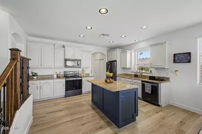 2541 E Ridge Creek Road, Phoenix, AZ 85024 - Photo 7