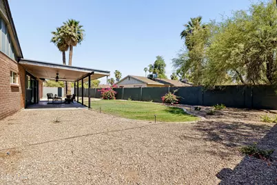 2528 N 48th Place N, Phoenix, AZ 85008 - Photo 25