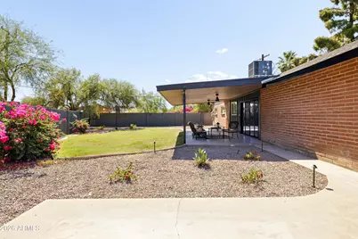 2528 N 48th Place N, Phoenix, AZ 85008 - Photo 27