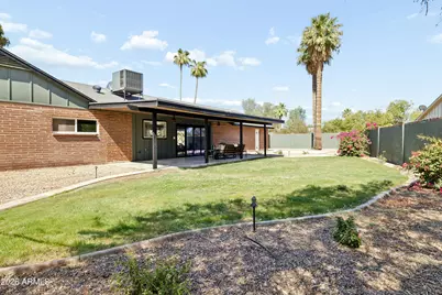2528 N 48th Place N, Phoenix, AZ 85008 - Photo 27