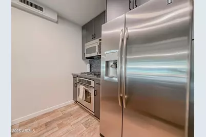 7137 E Rancho Vista Drive #2004, Scottsdale, AZ 85251 - Photo 5