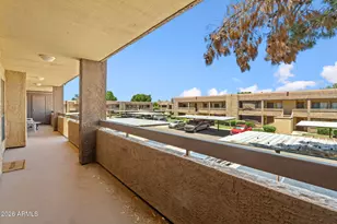 3601 W Tierra Buena Ln, Phoenix, AZ 85053 - Photo 23