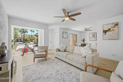 564 E Royal Palms Drive, Mesa, AZ 85203 - Photo 11