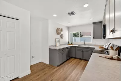 2104 E Enid Avenue, Mesa, AZ 85204 - Photo 13