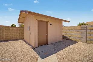 6746 W Orange Dr, Glendale, AZ 85303 - Photo 33