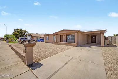 6746 W Orange Drive, Glendale, AZ 85303 - Photo 7
