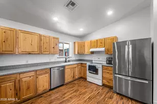 639 N 93rd St, Mesa, AZ 85207 - Photo 5