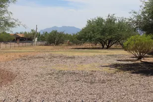 556 E Camino De Tundra, Huachuca City, AZ 85616 - Photo 15