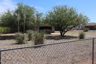 556 E Camino De Tundra, Huachuca City, AZ 85616 - Photo 9