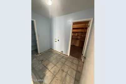 2417 E Yucca Street, Phoenix, AZ 85028 - Photo 9