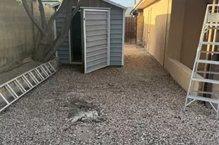 2417 E Yucca St, Phoenix, AZ 85028 - Photo 17