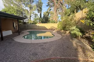2417 E Yucca St, Phoenix, AZ 85028 - Photo 21
