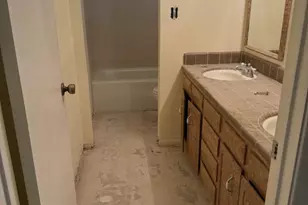 2417 E Yucca St, Phoenix, AZ 85028 - Photo 33