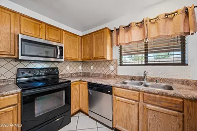 7940 W Florence Avenue, Phoenix, AZ 85043 - Photo 9