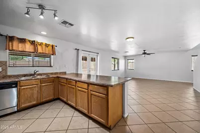 7940 W Florence Avenue, Phoenix, AZ 85043 - Photo 11